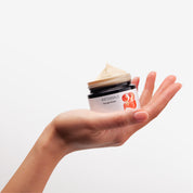 #2 The Brightening Light Creme